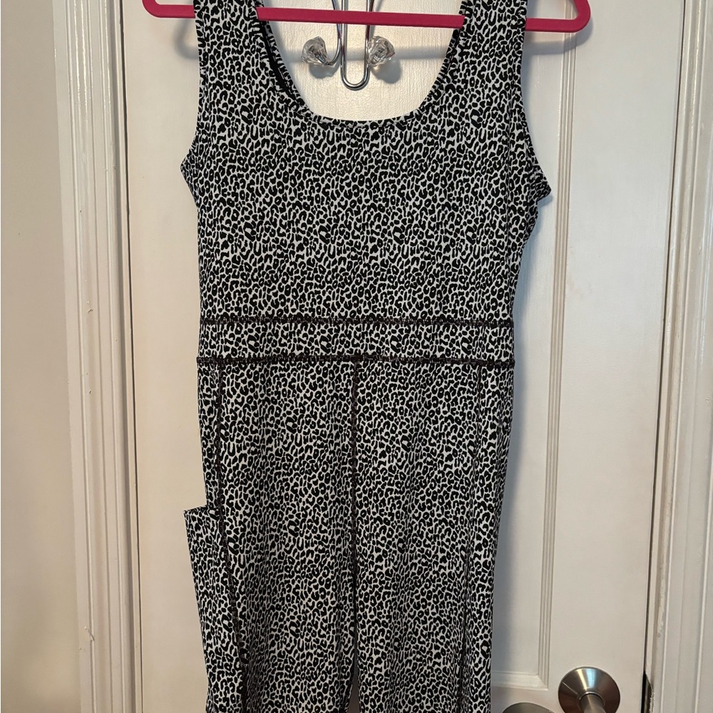 Lilly Pulitzer Black and White Sleeveless luxletic romper